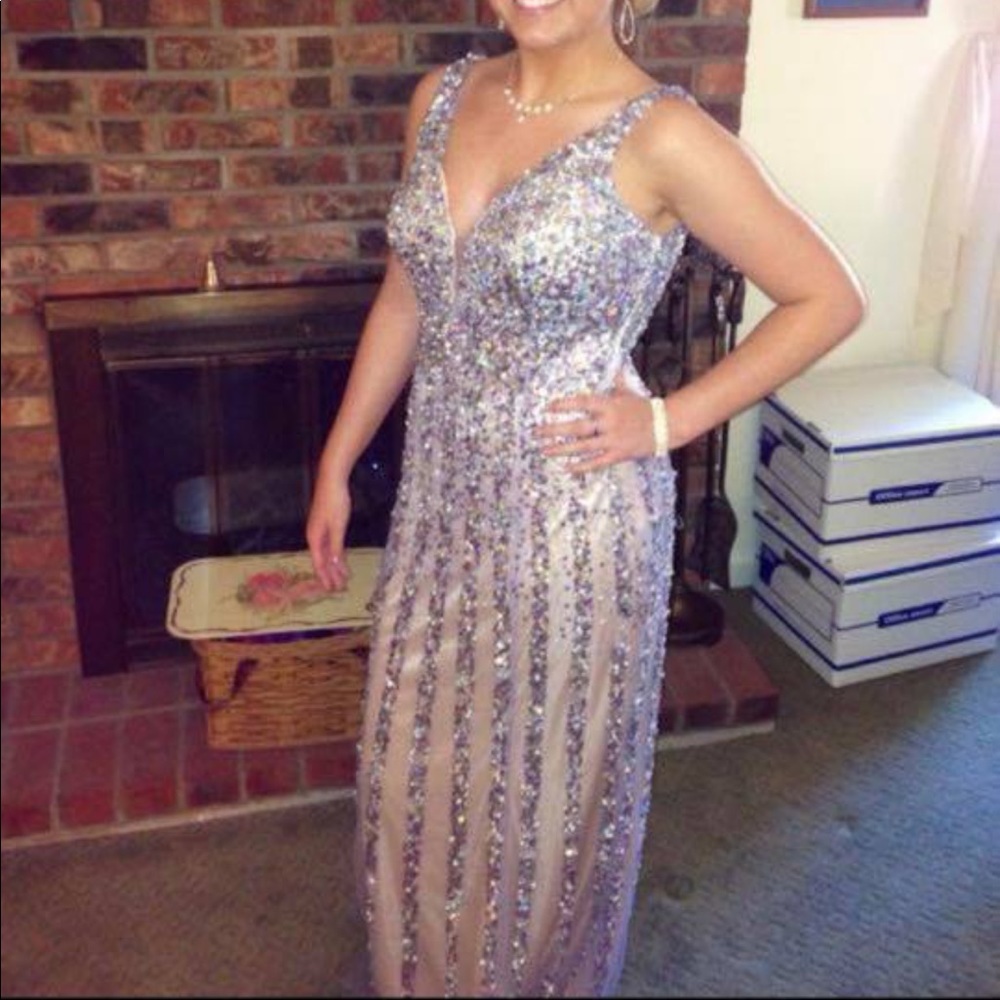 Gorgeous prom dress!!